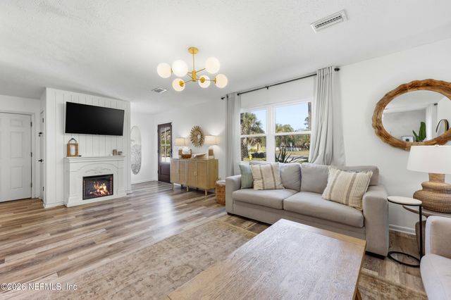 412 13TH Avenue S, Jacksonville Beach, FL 32250