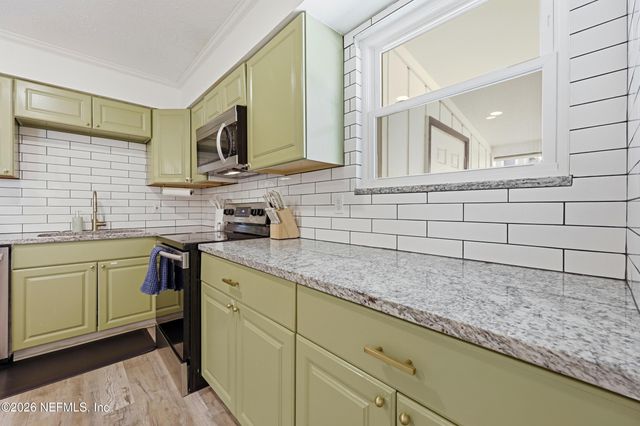 412 13TH Avenue S, Jacksonville Beach, FL 32250