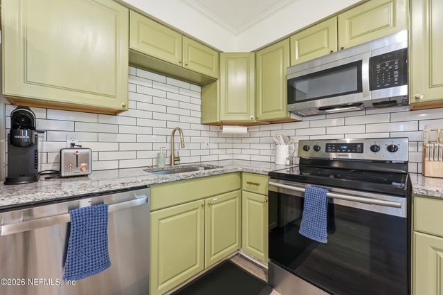 412 13TH Avenue S, Jacksonville Beach, FL 32250