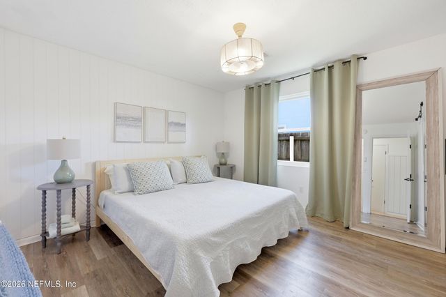 412 13TH Avenue S, Jacksonville Beach, FL 32250