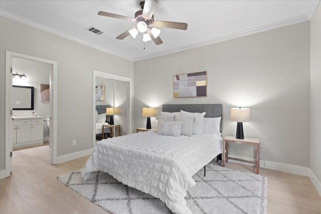 12212 Brigadoon LN 132, Austin, TX 78727
