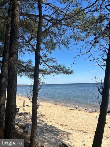 21533 OXFORD DR, Lexington Park, MD 20653