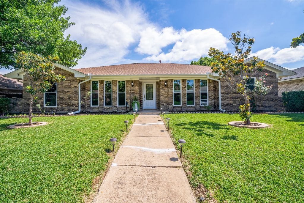 2620 Downing Drive, Plano, TX 75023