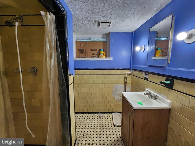 4605 REISTERSTOWN RD, Baltimore, MD 21215