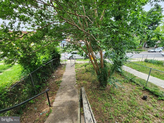 4605 REISTERSTOWN RD, Baltimore, MD 21215