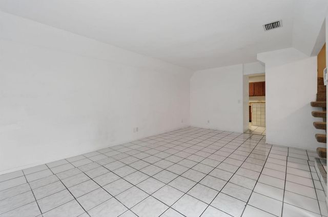3502 Gardens E Drive B, Palm Beach Gardens, FL 33410
