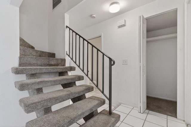 3502 Gardens E Drive B, Palm Beach Gardens, FL 33410