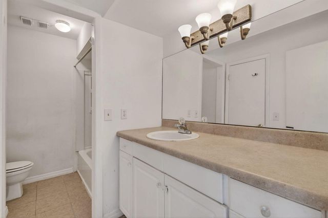 3502 Gardens E Drive B, Palm Beach Gardens, FL 33410
