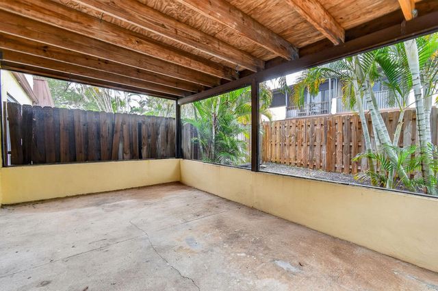 3502 Gardens E Drive B, Palm Beach Gardens, FL 33410