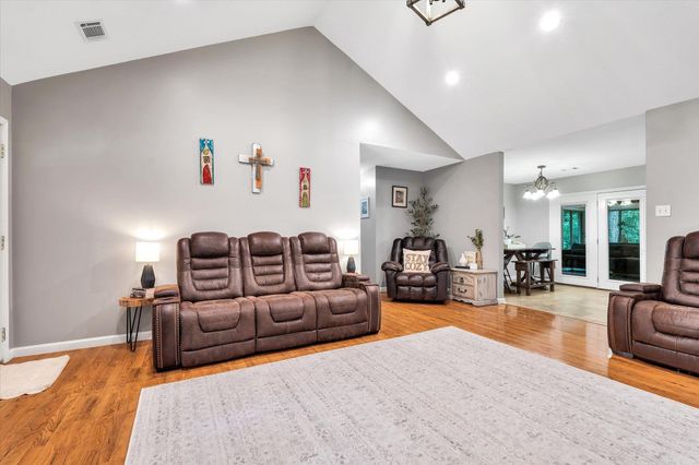 375 County Road 353, Bono, AR 72416