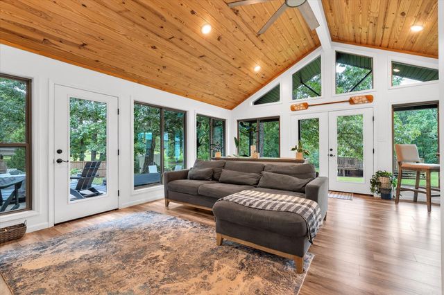 375 County Road 353, Bono, AR 72416