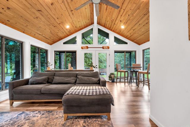 375 County Road 353, Bono, AR 72416