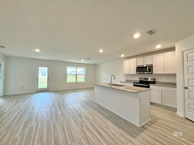 1089 Hayward Loop, Foley, AL 36535