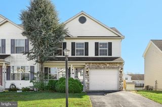 39 BIRCH DR, Hanover, PA 17331