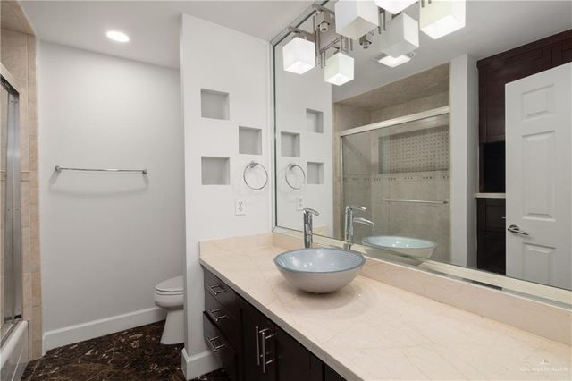110 E Shasta Avenue, Mcallen, TX 78504