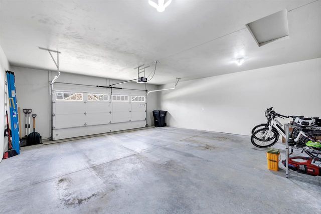 5668 N KESTREL CIRCLE, Appleton, WI 54913