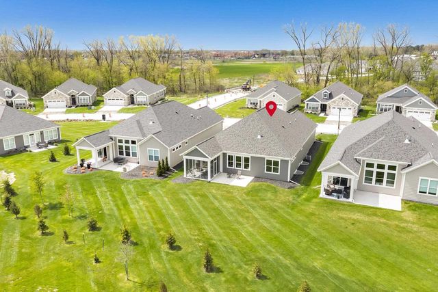 5668 N KESTREL CIRCLE, Appleton, WI 54913