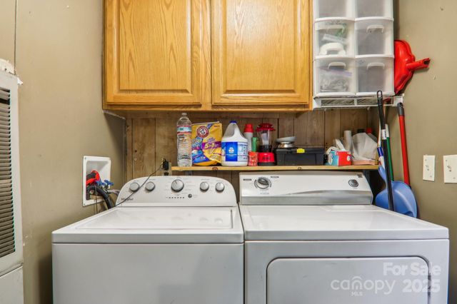 138 Buddy Lane, Chimney Rock, NC 28720