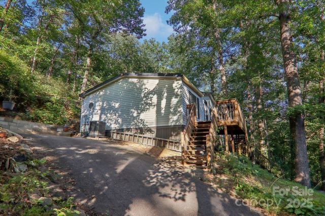 138 Buddy Lane, Chimney Rock, NC 28720