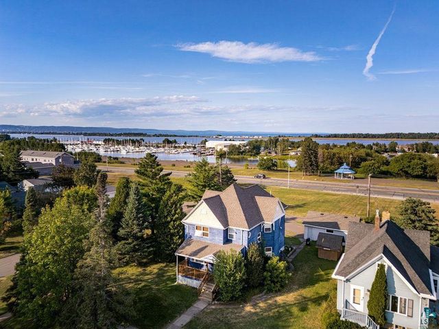 1701 E 3rd St, Superior, WI 54880