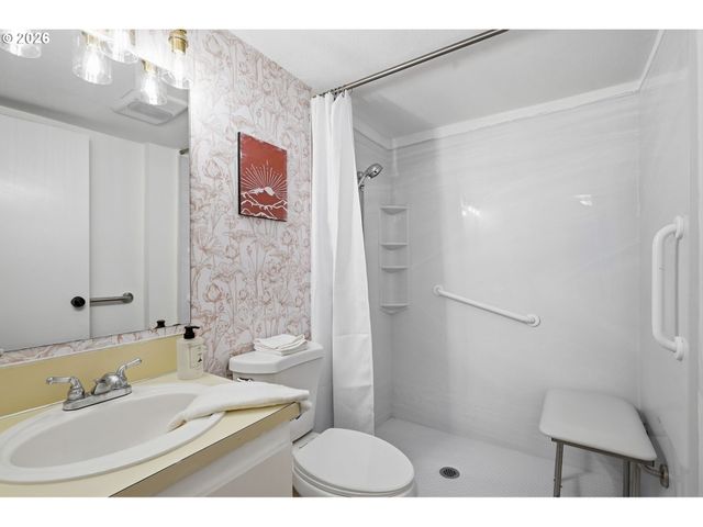 13100 Nw 8TH Ave, Vancouver, WA 98685