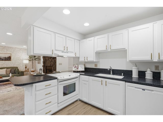 13100 Nw 8TH Ave, Vancouver, WA 98685