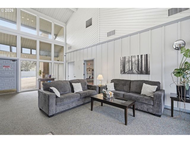 13100 Nw 8TH Ave, Vancouver, WA 98685