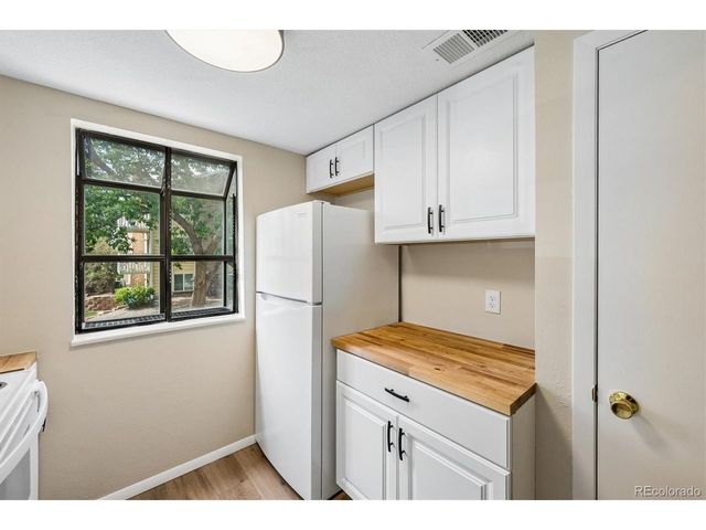 12470 E Cornell Ave 204, Aurora, CO 80014