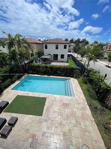 10086 NW 89th Ter, Doral, FL 33178