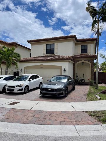10086 NW 89th Ter, Doral, FL 33178