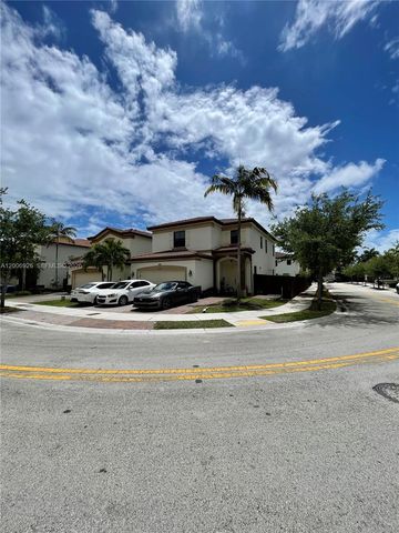 10086 NW 89th Ter, Doral, FL 33178