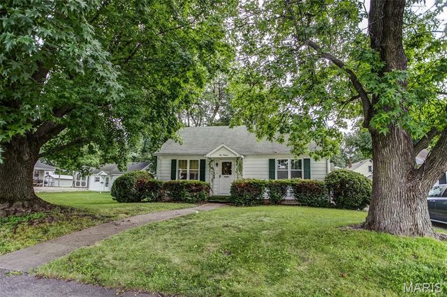 114 & 112 Andrew Avenue, Jerseyville, IL 62052