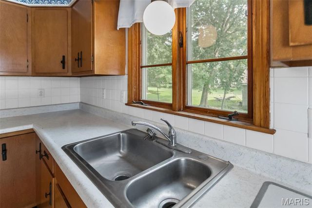 114 & 112 Andrew Avenue, Jerseyville, IL 62052