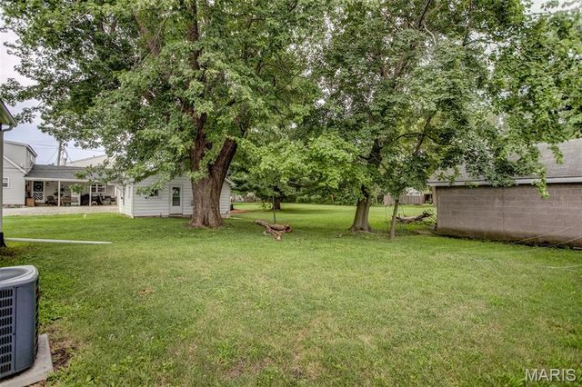 114 & 112 Andrew Avenue, Jerseyville, IL 62052