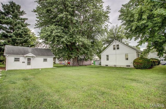 114 & 112 Andrew Avenue, Jerseyville, IL 62052