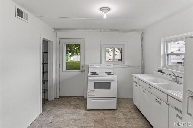 114 & 112 Andrew Avenue, Jerseyville, IL 62052