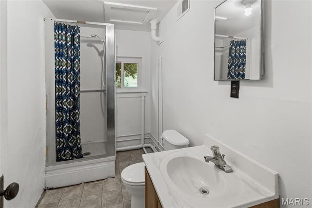 114 & 112 Andrew Avenue, Jerseyville, IL 62052