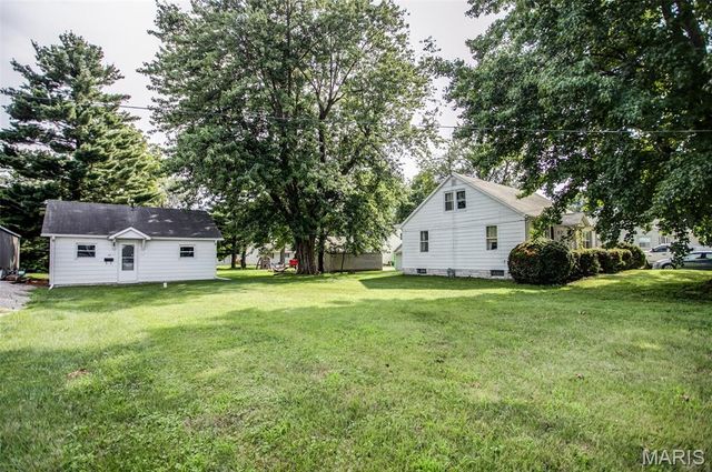 114 & 112 Andrew Avenue, Jerseyville, IL 62052