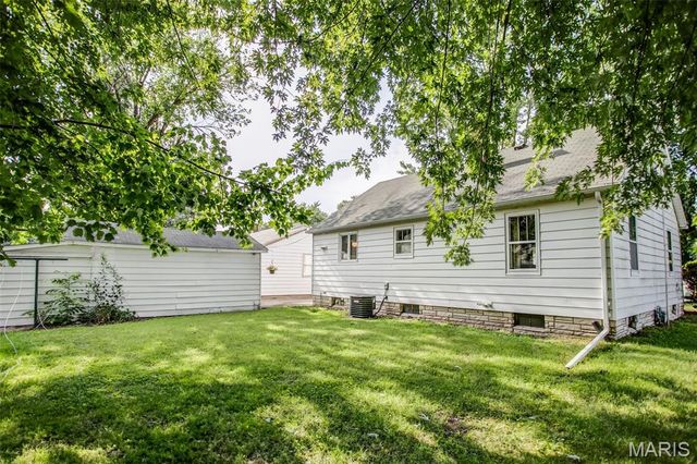 114 & 112 Andrew Avenue, Jerseyville, IL 62052