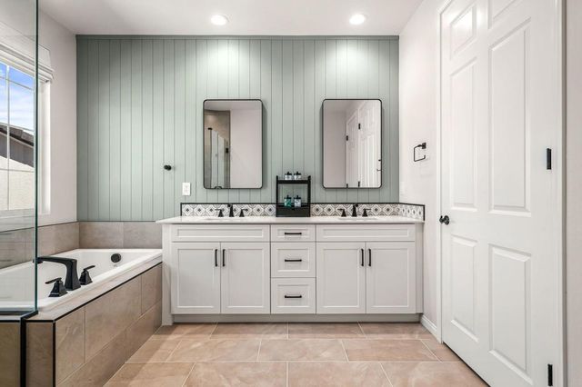 57895 Pasatiempo Court, La Quinta, CA 92253