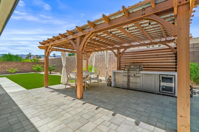 57895 Pasatiempo Court, La Quinta, CA 92253
