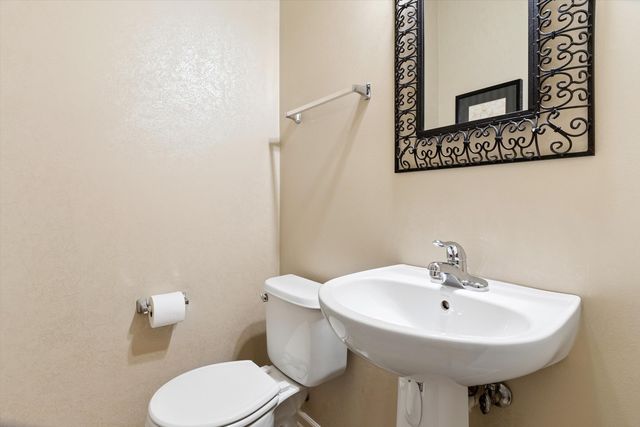 223 Clubhouse Street, Bolingbrook, IL 60490