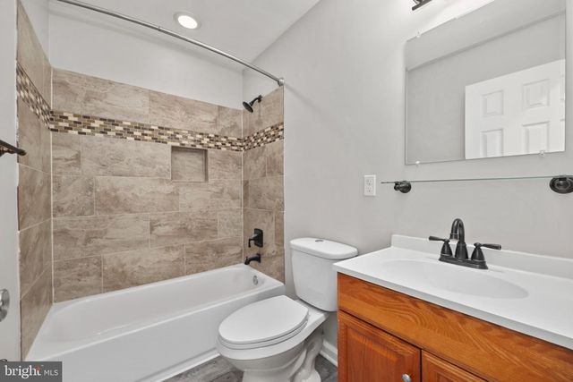 415 INCA RD, Linden, VA 22642