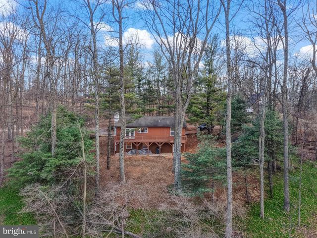 415 INCA RD, Linden, VA 22642