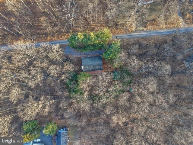 415 INCA RD, Linden, VA 22642