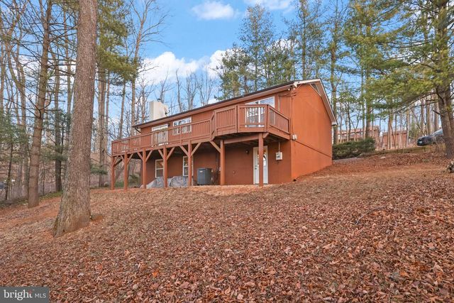 415 INCA RD, Linden, VA 22642