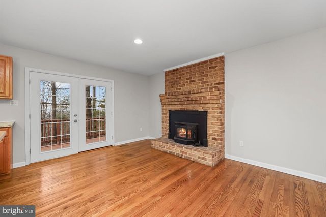 415 INCA RD, Linden, VA 22642