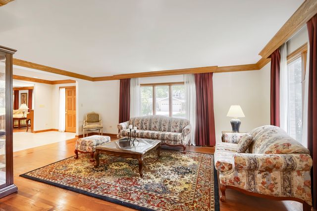 616 W Park Street, Arlington Heights, IL 60005