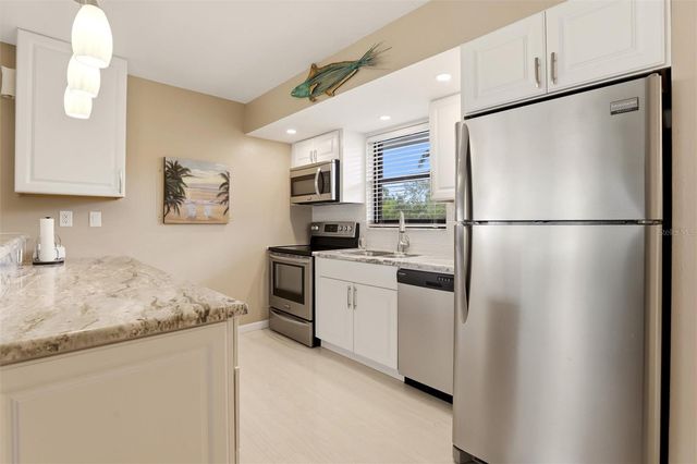 1011 ANGLERS COVE H203, Marco Island, FL 34145
