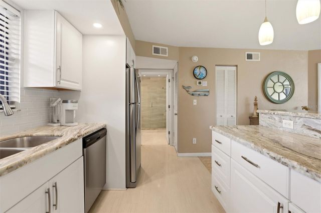 1011 ANGLERS COVE H203, Marco Island, FL 34145